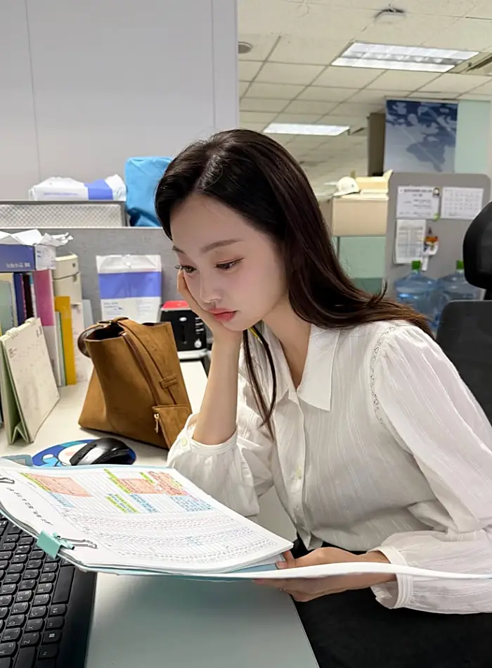강아랑 기상캐스터 1 (출처: 인스타그램)